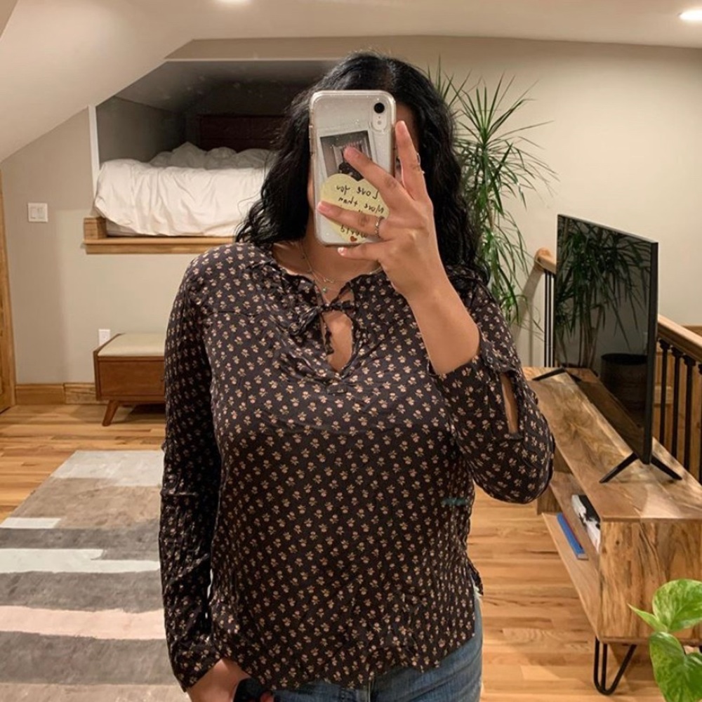 Long sleeve top